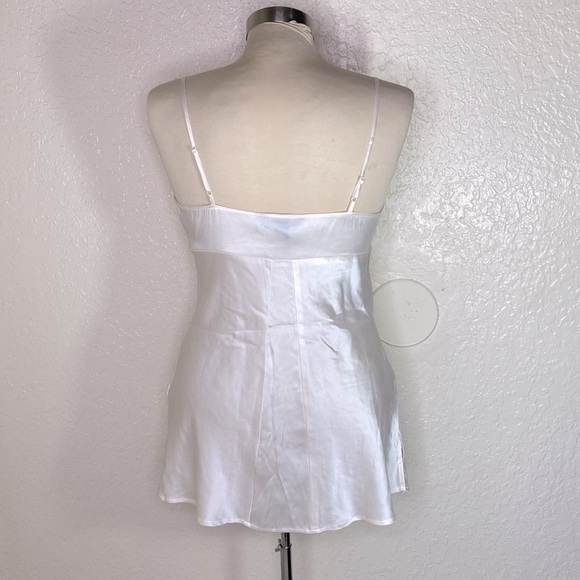 Sale!!! 🌺🌺🌺🌺. Express night dress - Picture 3 of 6